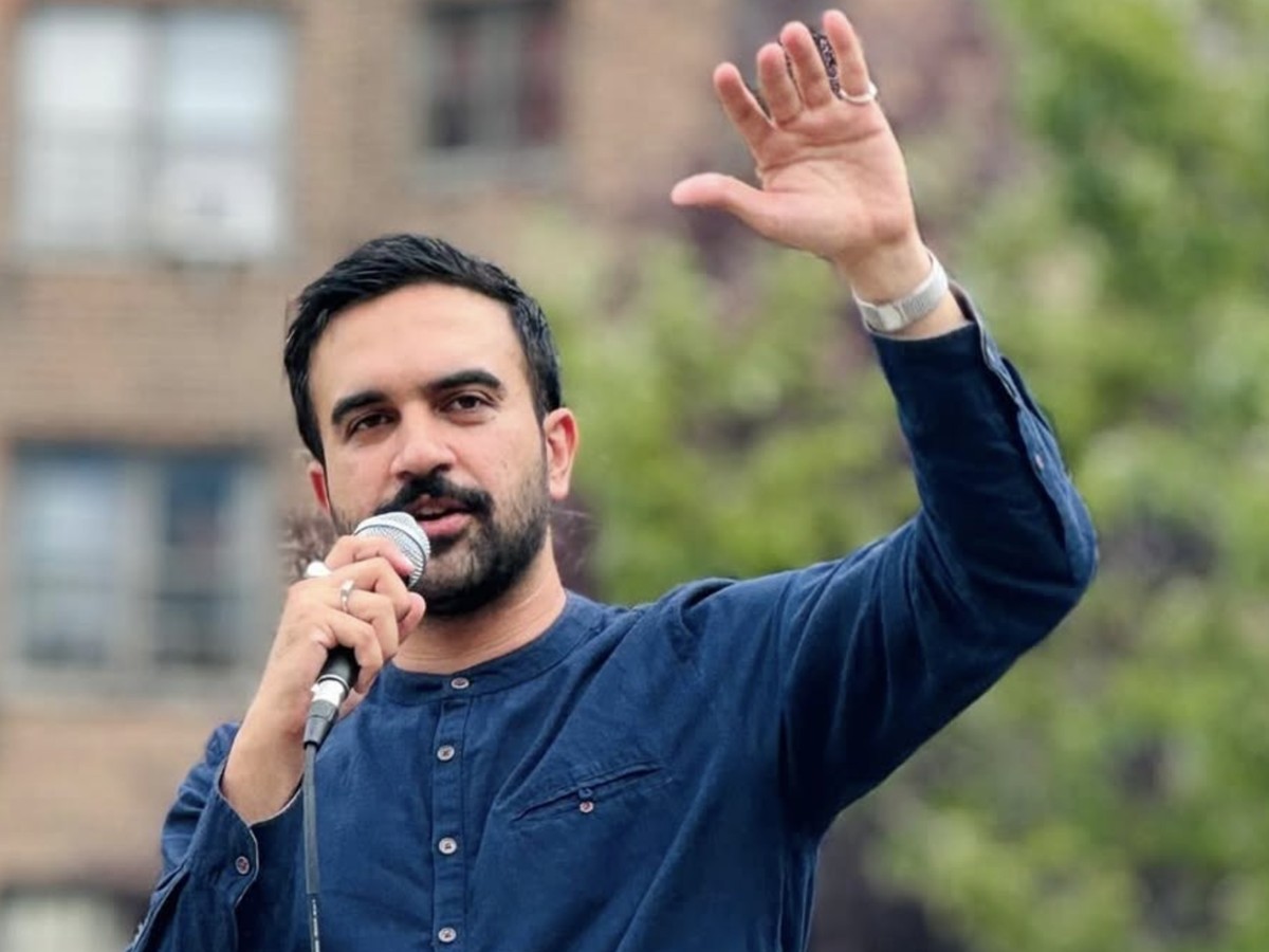 Netizen Bela Zohran Mamdani Usai Dihina Cara Makan oleh Anggota Kongres