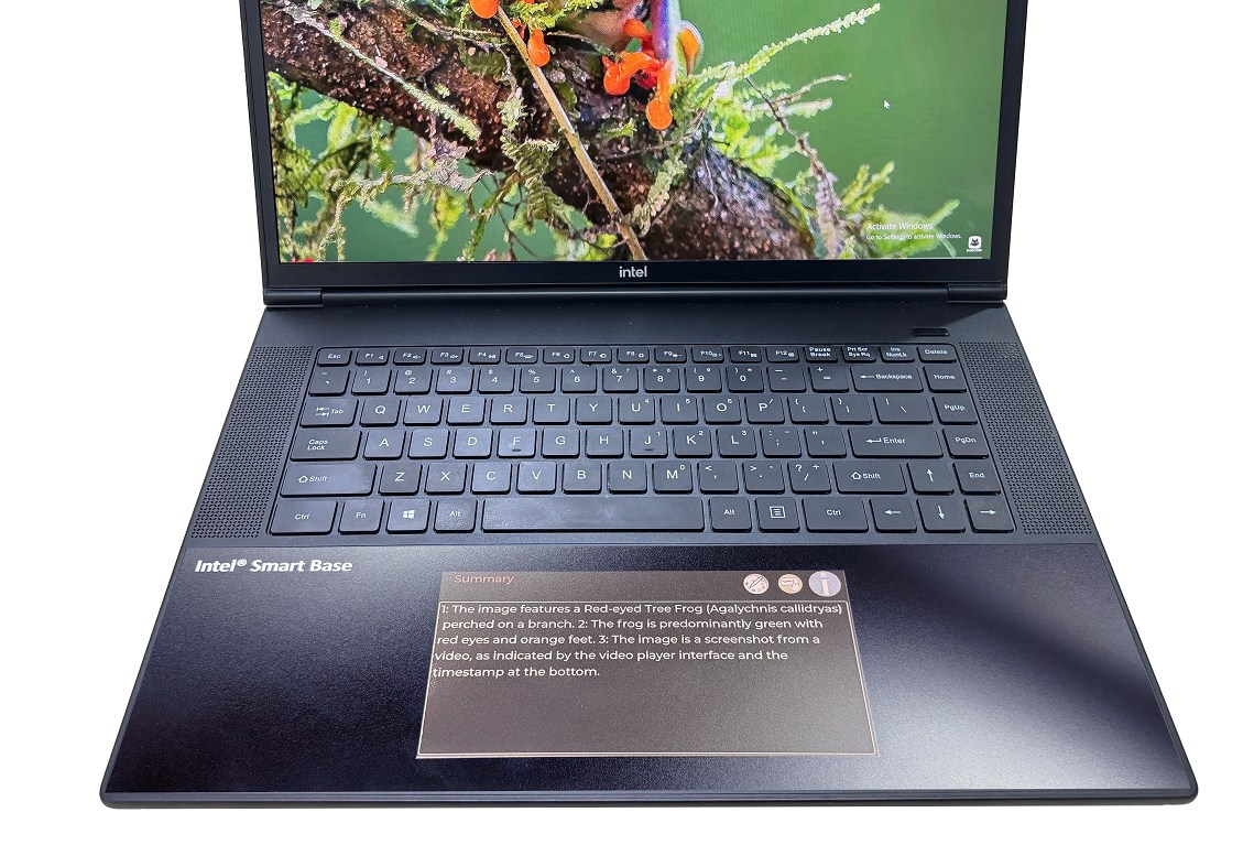 E Ink Kembangkan Touchpad Laptop Warna untuk Aplikasi AI Hemat Daya