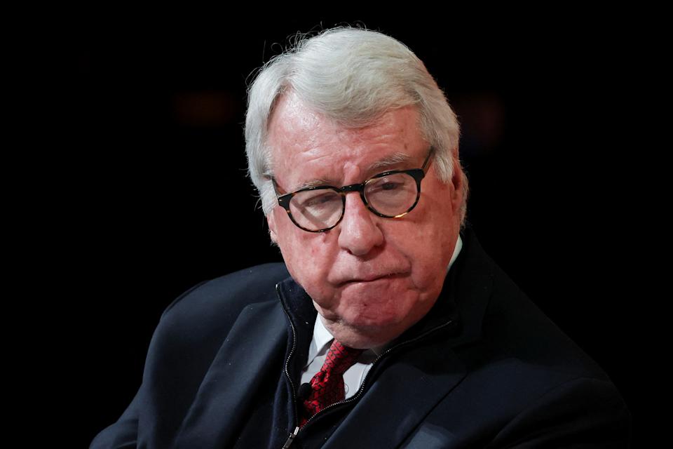 Perang Pendapat Jim Chanos dan Michael Saylor soal Investasi Bitcoin MSTR