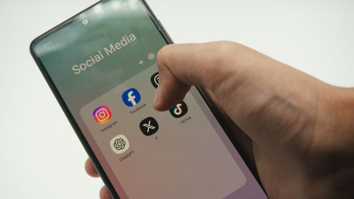 X Kembangkan AI untuk Bantu Lawan Misinformasi dengan Catatan Kontekstual