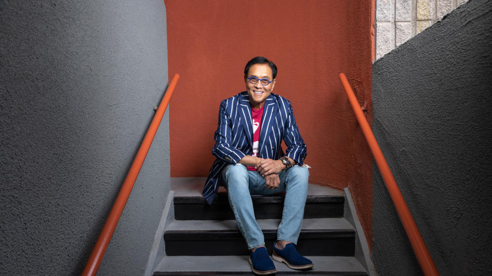 Robert Kiyosaki: Bitcoin dan Emas Bisa Jadi Investasi Paling Menguntungkan