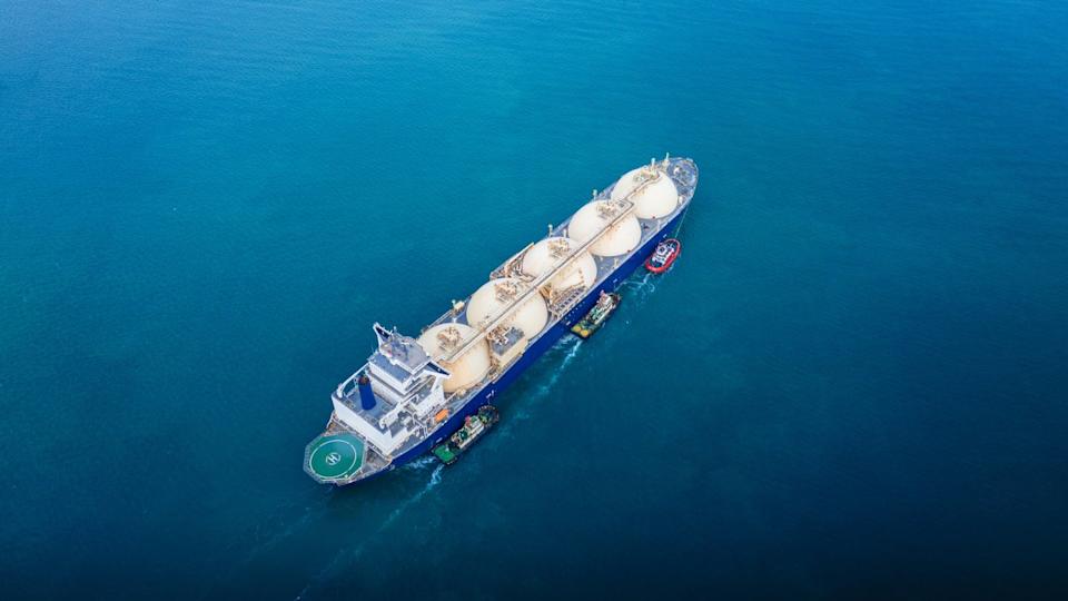 Seatrium Raih Kontrak Ketujuh Proyek Konversi FSRU Bersama Kinetics