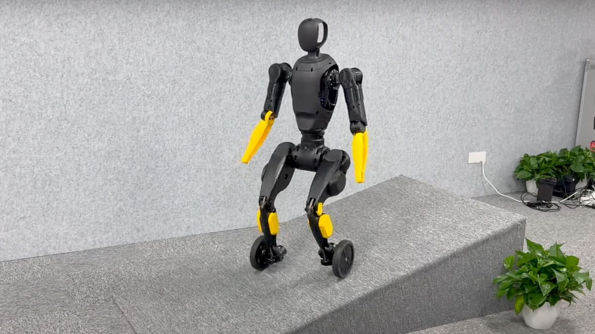 Robot Humanoid X2-N dengan Navigasi Tanpa Kamera dan Mobilitas Hybrid