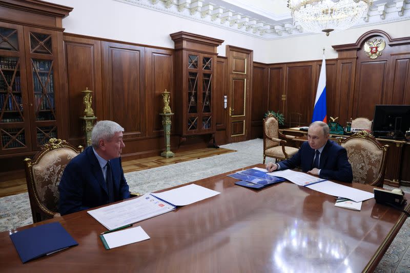 Perusahaan Rusia Gunakan Netting, Emas, dan Cryptocurrency Untuk Bayar Luar Negeri