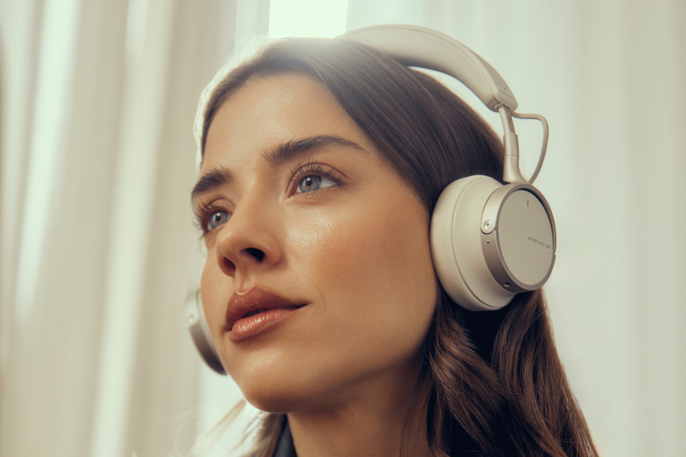 Beyerdynamic Aventho 100: Headphone Wireless dengan Daya Tahan Batere Lebih Lama dan Harga Terjangkau