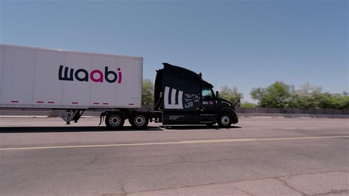Waabi Gunakan Simulasi AI untuk Latih Truk Otonom Tanpa Perlu Jalan Nyata