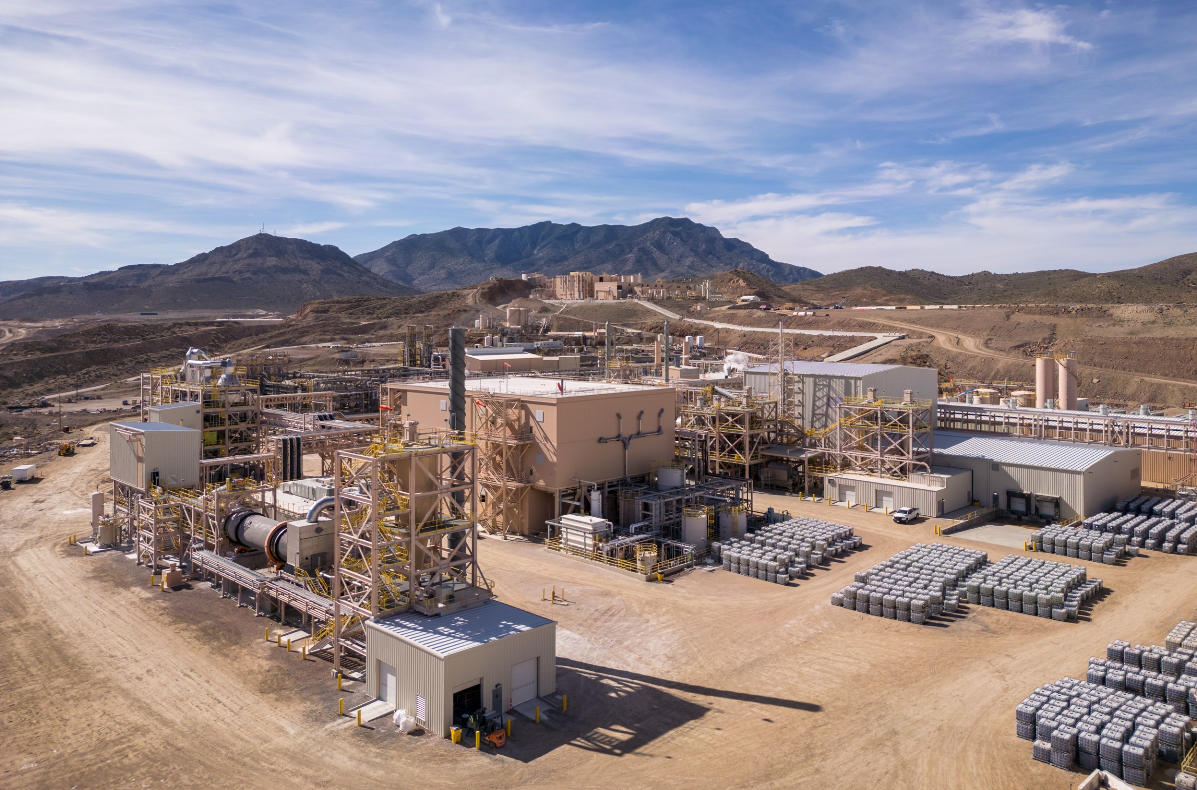 Apple Investasi Rp 8.22 triliun ($500 Juta)  untuk Daur Ulang Magnet Langka dan Produksi di AS