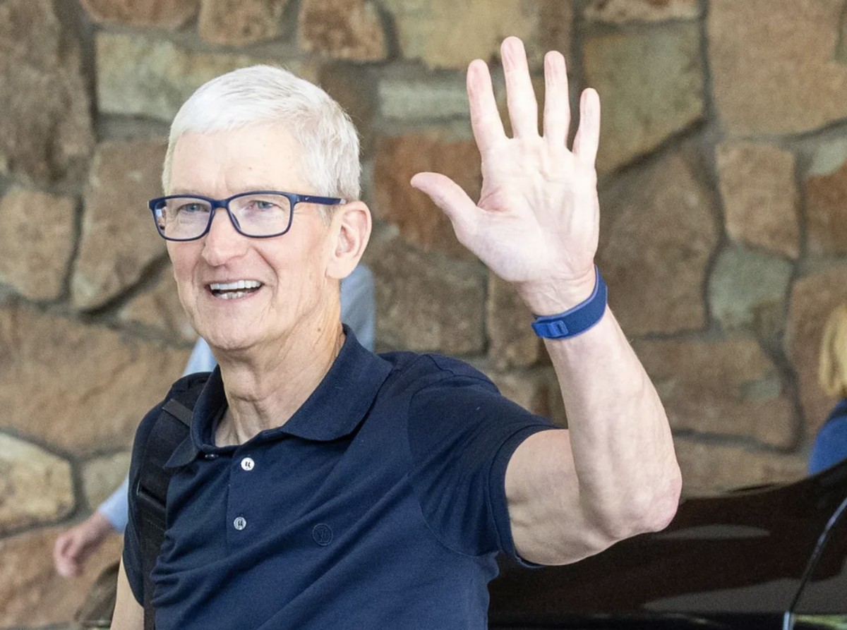 Apple Perlu CEO Baru yang Fokus Produk dan AI untuk Bangkit Kembali