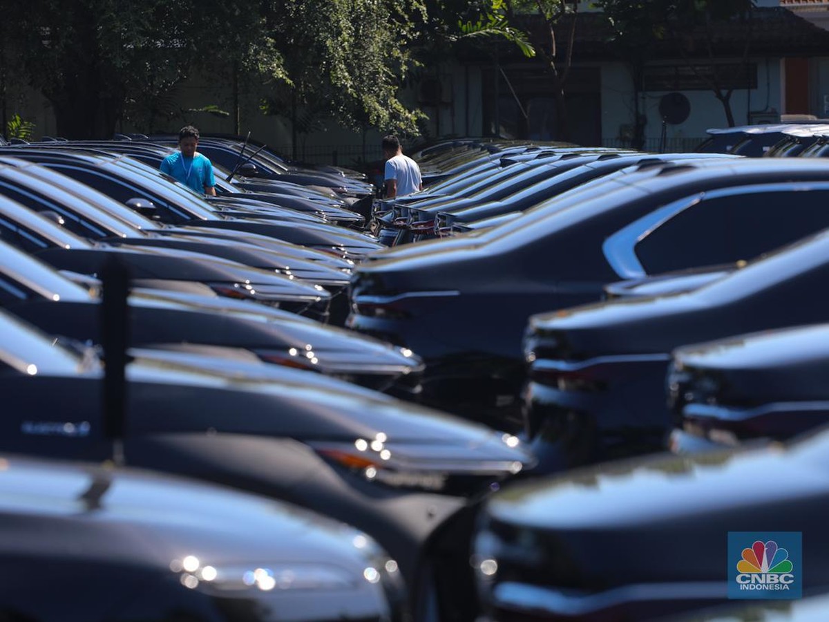 Penjualan Mobil Listrik Global Melonjak, China dan Eropa Jadi Penggerak Utama