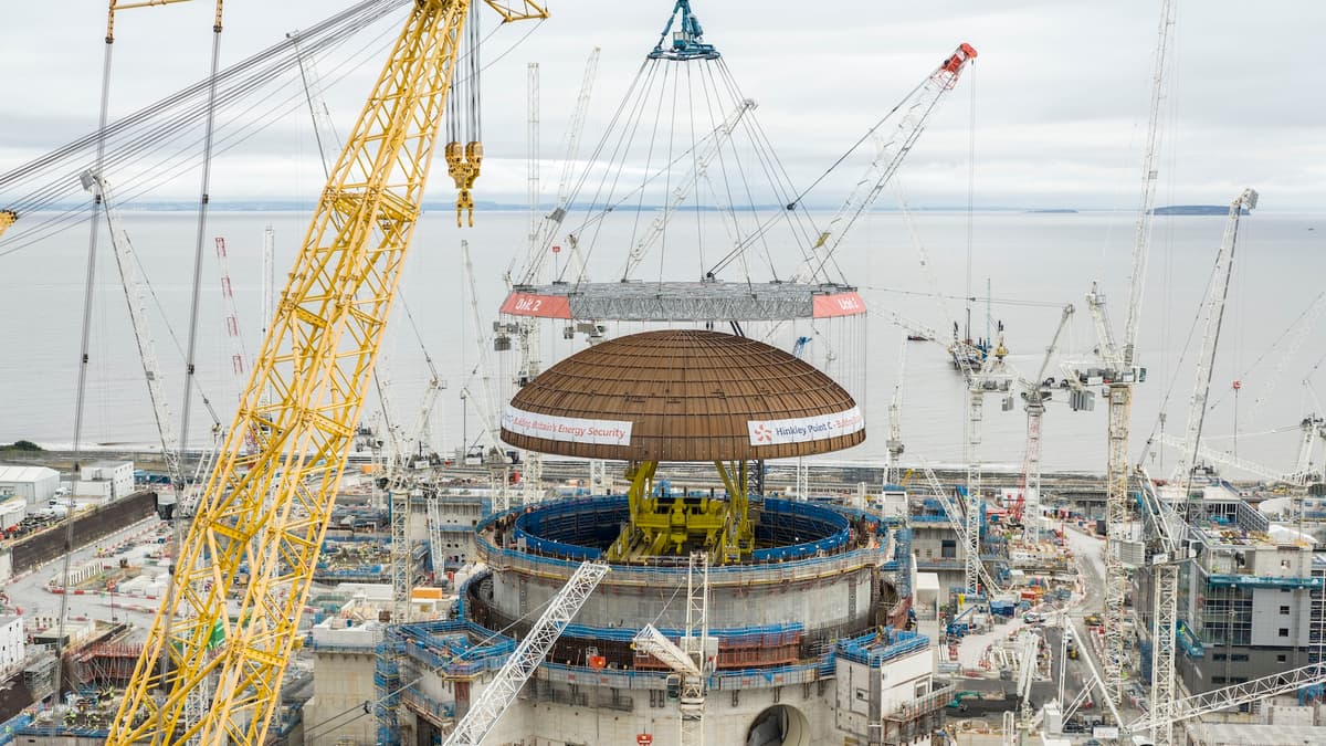 Pembangunan Hinkley Point C: Nuklir Bersih dengan Crane Terbesar Dunia