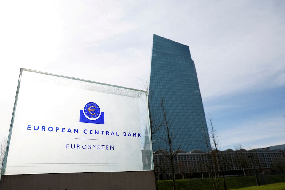 ECB Awasi Risiko Perdagangan, Siber, dan Krisis Dolar buat Bank Eropa