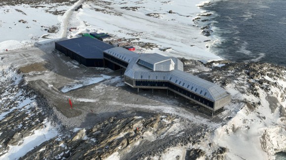 Minat China di Antartika Meningkat Saat AS Kurangi Dana Riset Kutub