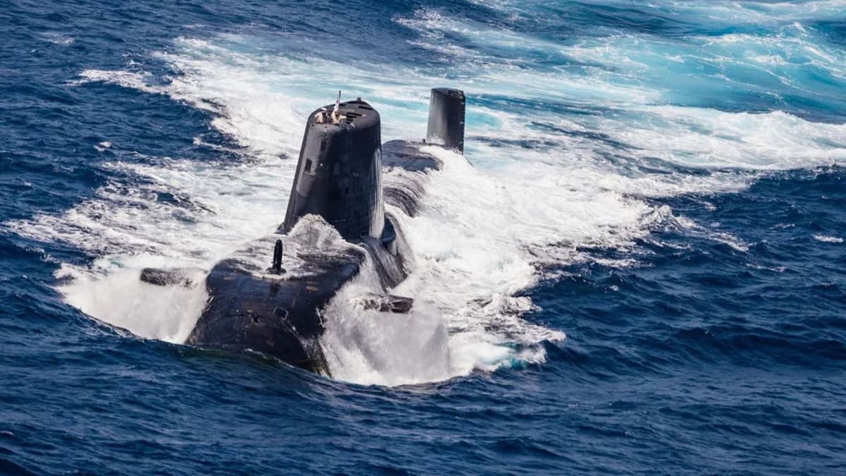 Royal Navy Uji Peluncuran Drone Bawah Laut dari Kapal Selam Nuklir