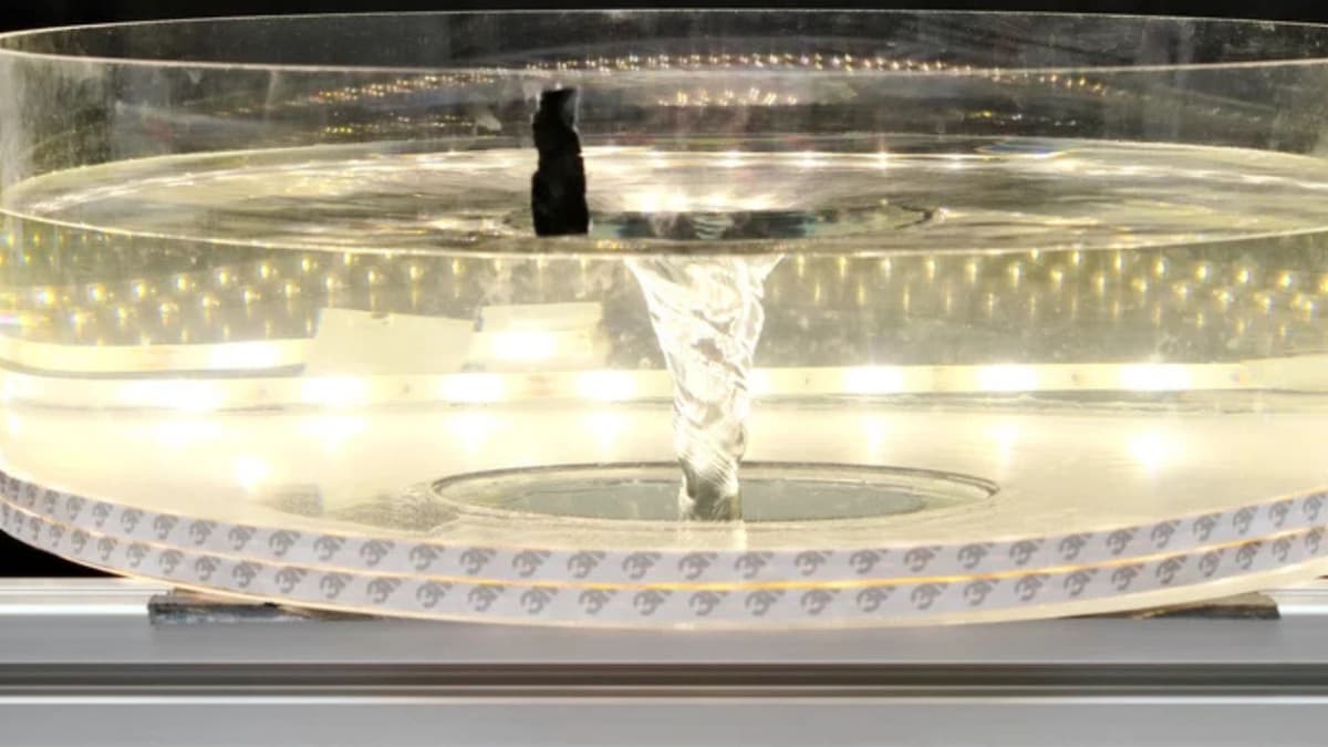 Para Ilmuwan Gunakan Tornado Air Sederhana untuk Meneliti Pembentukan Planet