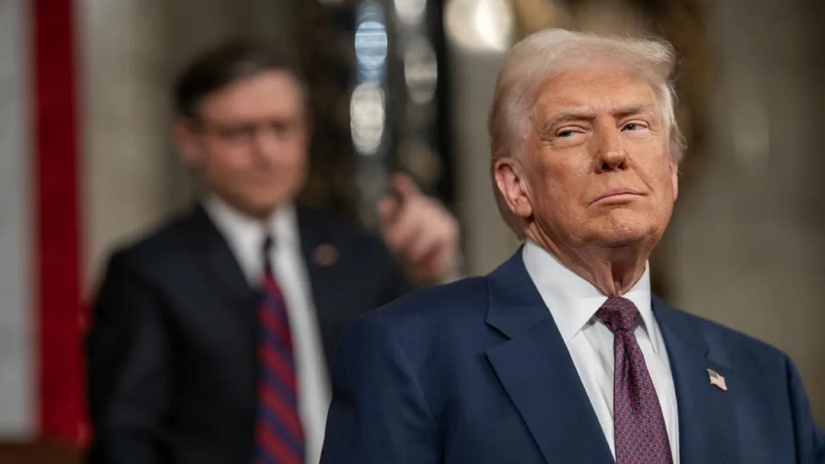 Rencana Besar AS Memimpin Perlombaan AI Melawan China