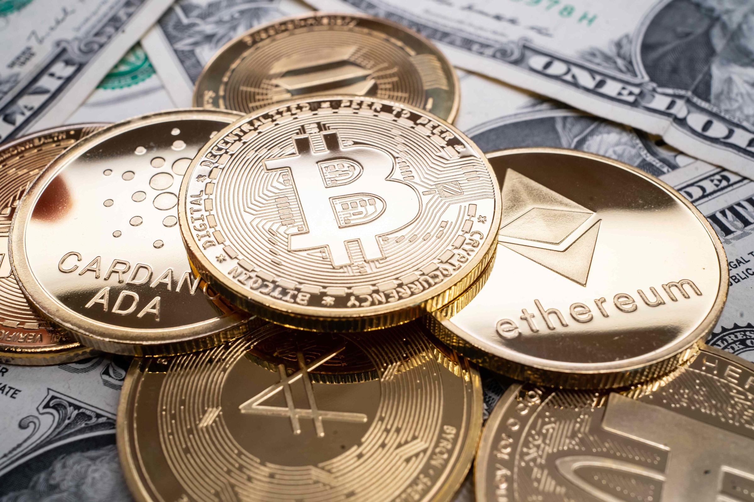 Mengapa Banyak Amerika Ragu Investasi Cryptocurrency Meski Harga Bitcoin Melonjak