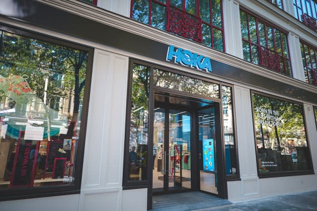 Deckers dan Hoka Perluas Jaringan Global, Targetkan Pertumbuhan Internasional