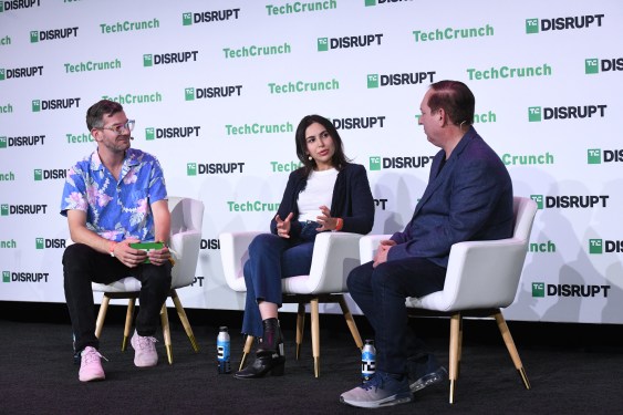 TechCrunch Disrupt 2025: Menyingkap Masa Depan AI dan Peluang Pendanaan Startup