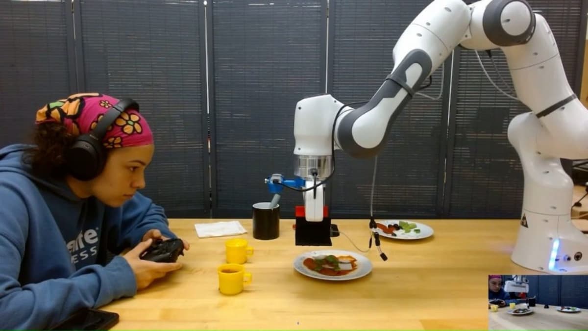 Robot Virginia Tech Bantu Penyandang Disabilitas Membuat Pizza dengan Mudah