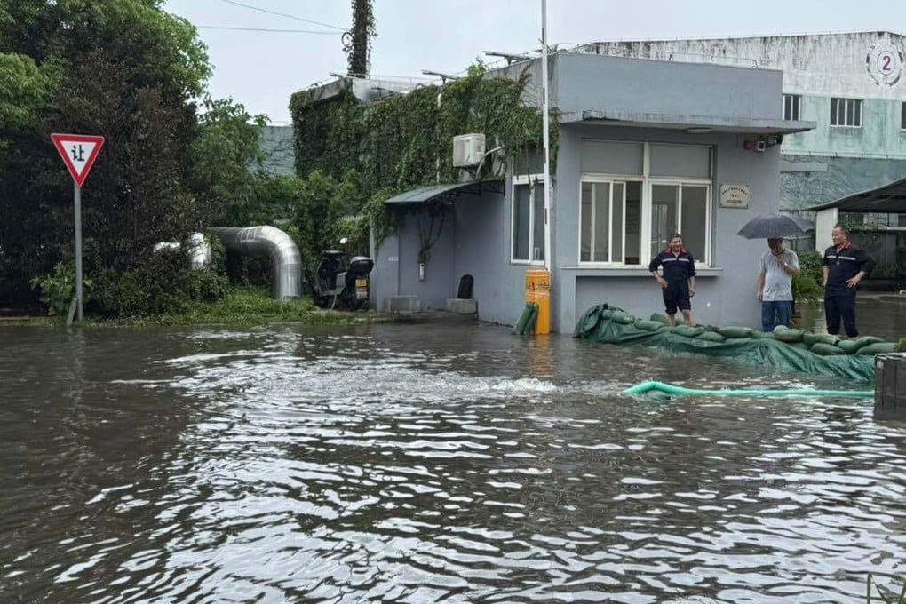 Badai Tropis dan Gempa Besar: Peringatan Tsunami di Pesisir Timur Cina Dibatalkan