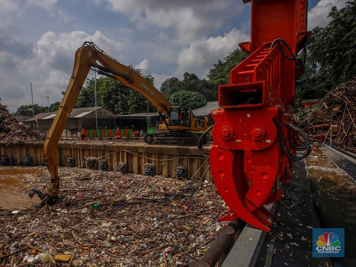 Profesi Kantoran Paling Terancam Digantikan AI, Ini Profesi yang Aman