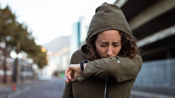 Protein Pembentuk Pori dalam Alergen Picu Batuk dan Bersin dengan Cara Baru