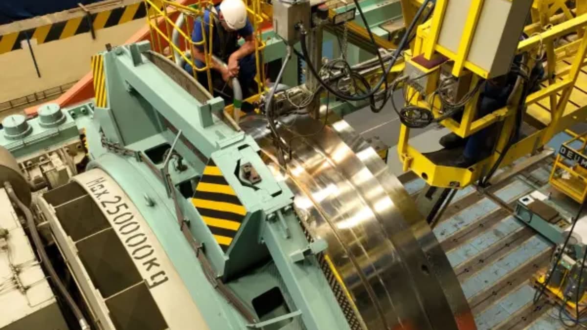 Rolls-Royce dan Škoda JS Kolaborasi Bangun Reaktor Nuklir Modular Canggih