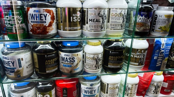 Tren Protein Tinggi: Apa Manfaat dan Siapa yang Butuh Suplemen?