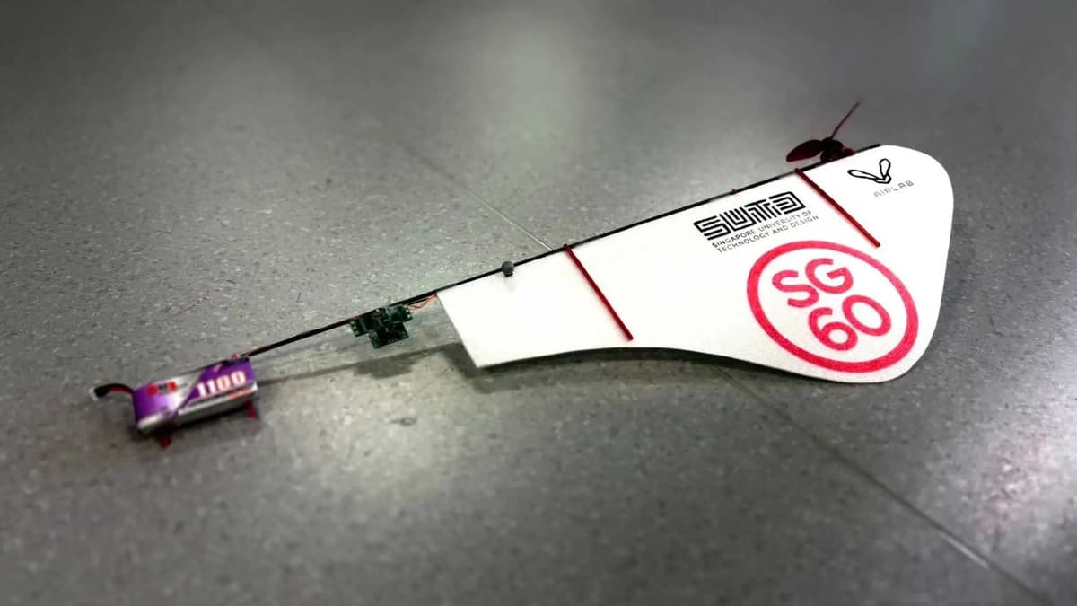 Drone Mini Terinspirasi Biji Maple Tahan Terbang 26 Menit dengan Satu Rotor