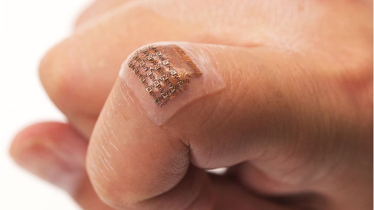 Patch Elektronik Lunak Inovatif untuk Monitoring Tekanan Darah Real-Time