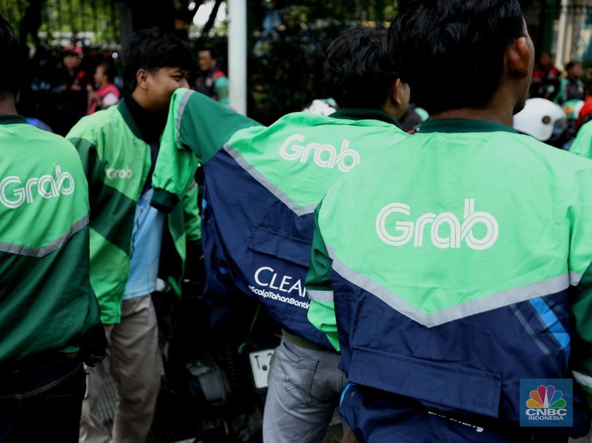 Pendapatan dan Fleksibilitas Pengemudi Ojol dan Taksi Online di Indonesia