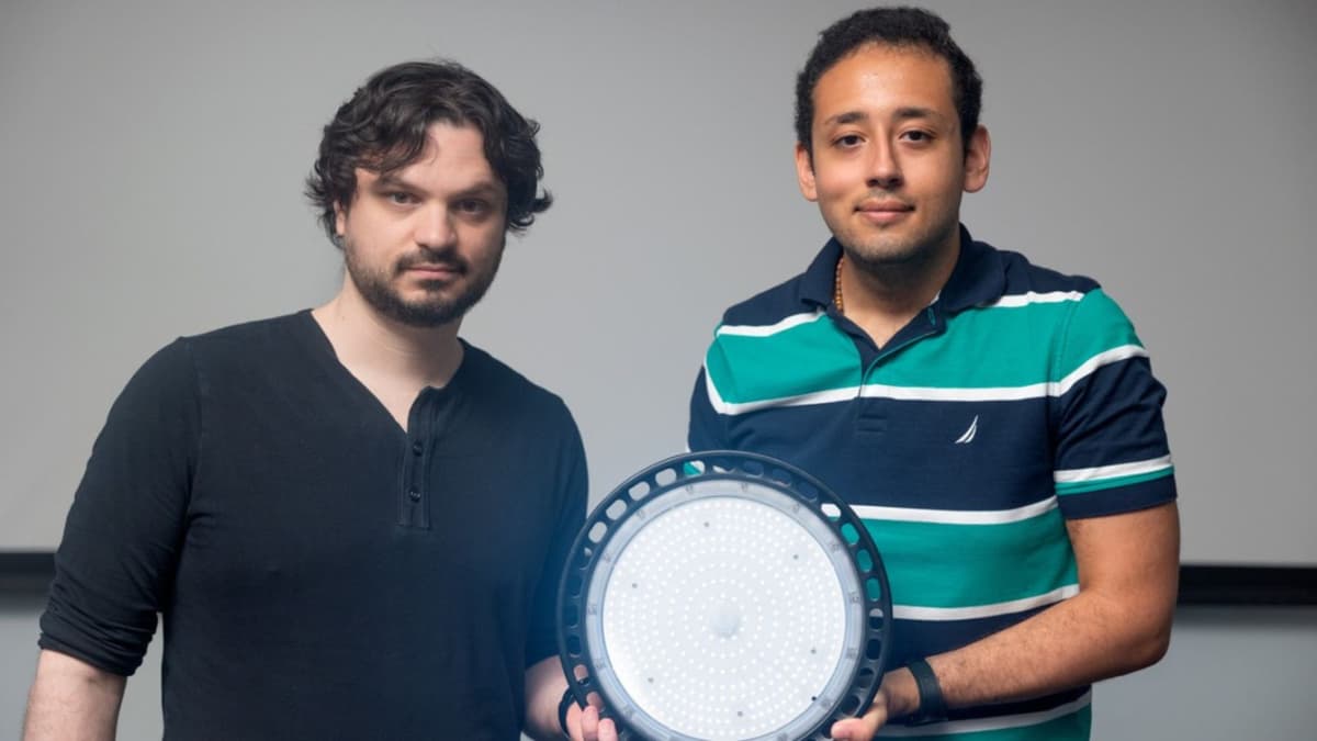 Cara Baru Menyembunyikan Watermark di Video dengan Cahaya rahasia