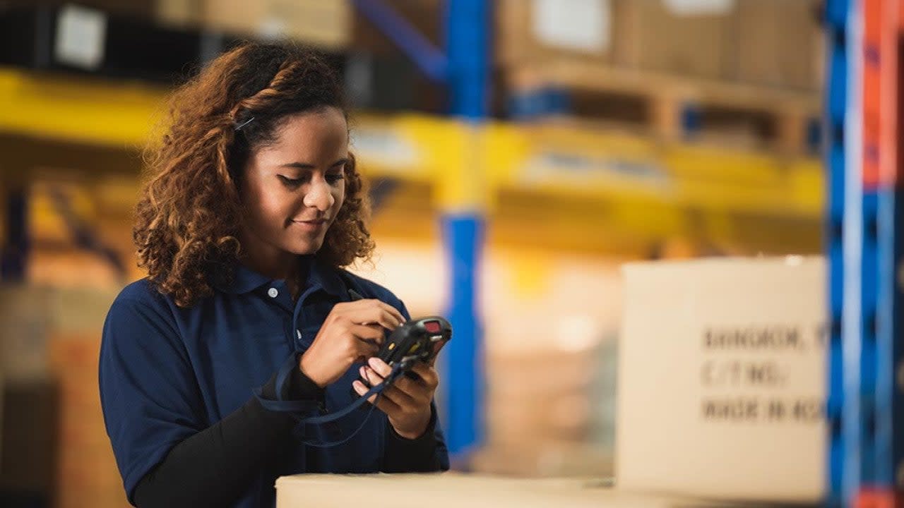 Mengatasi Tantangan Pemenuhan Pesanan Saat Bisnis Berkembang Pesat