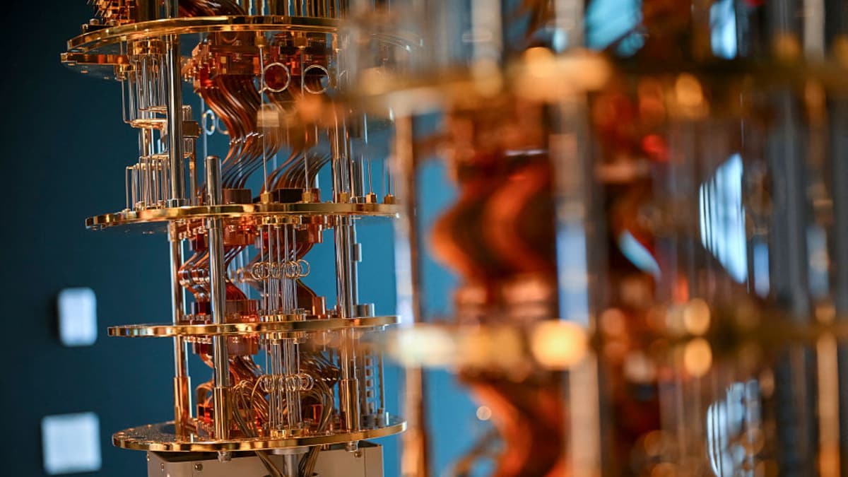 Caltech Kembangkan Memori Kuantum Dengan Simpanan Gelombang Suara 30 Kali Lebih Lama