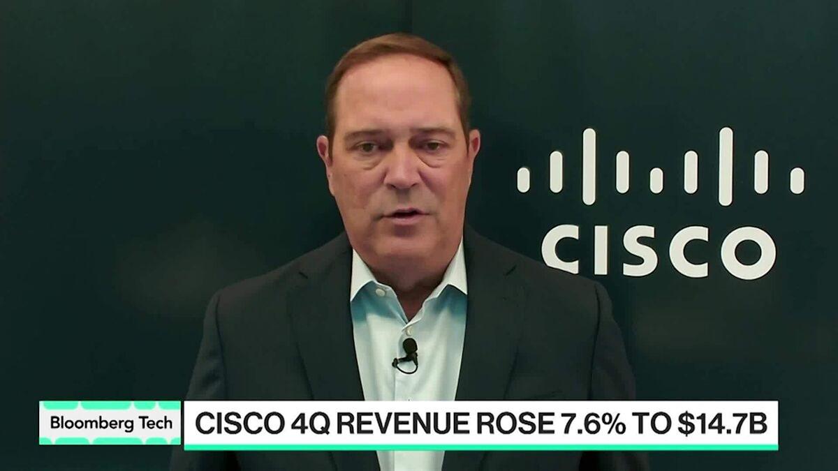 Cisco dan CEO Chuck Robbins Bahas Pendapatan serta Rencana Infrastruktur AI