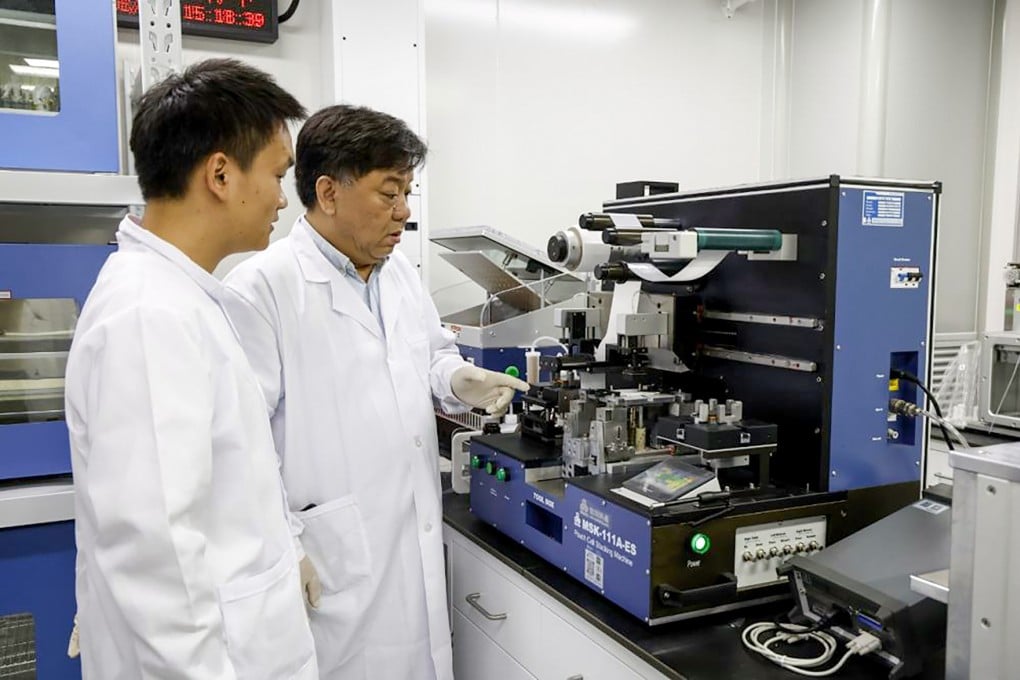 Baterai Lithium Baru China Punya Energi Dua Kali Lipat Tesla 4680