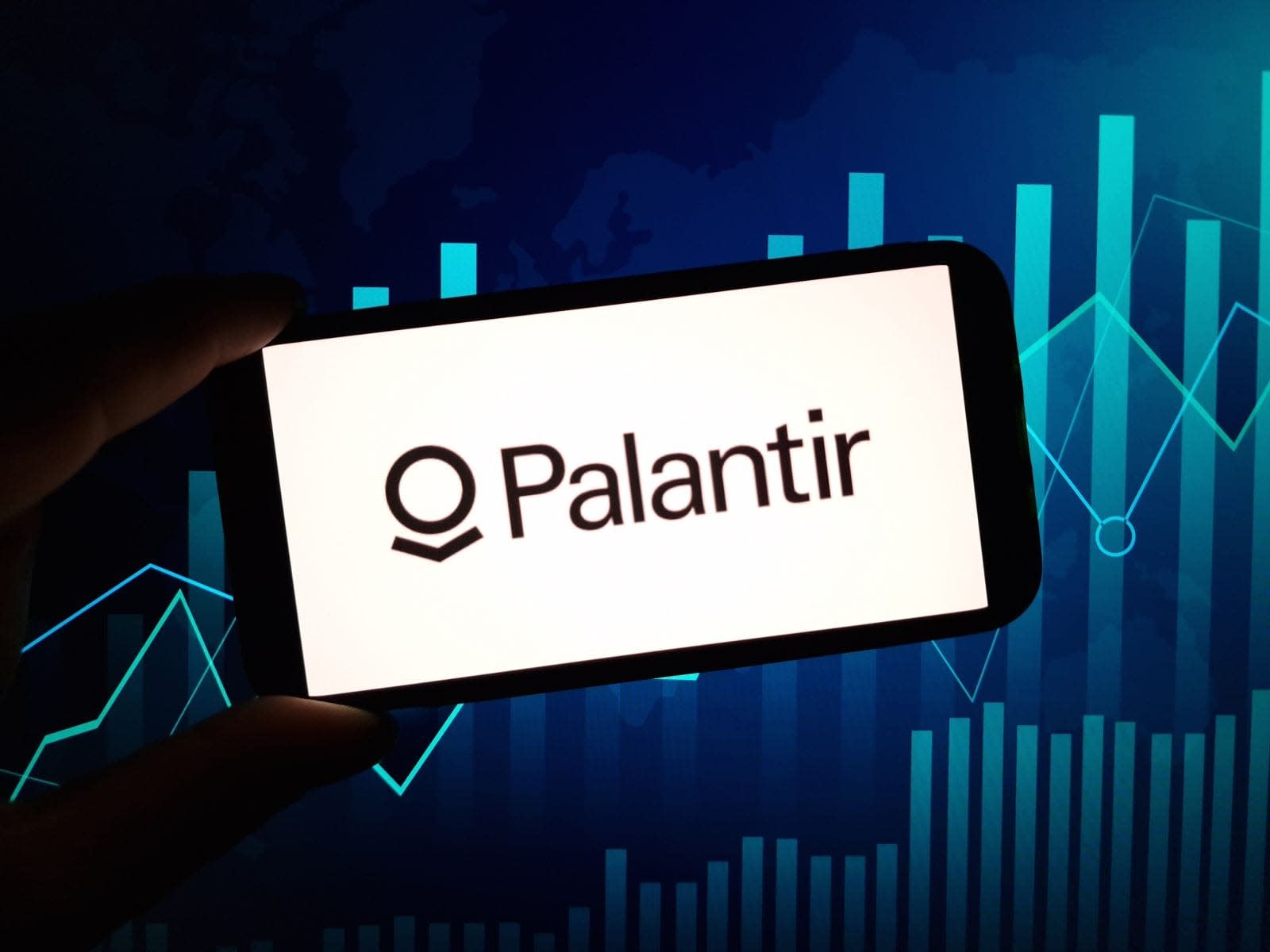Palantir Cetak Pendapatan Miliaran, Saham Bisa Tembus Rp 3.29 juta ($200) ?