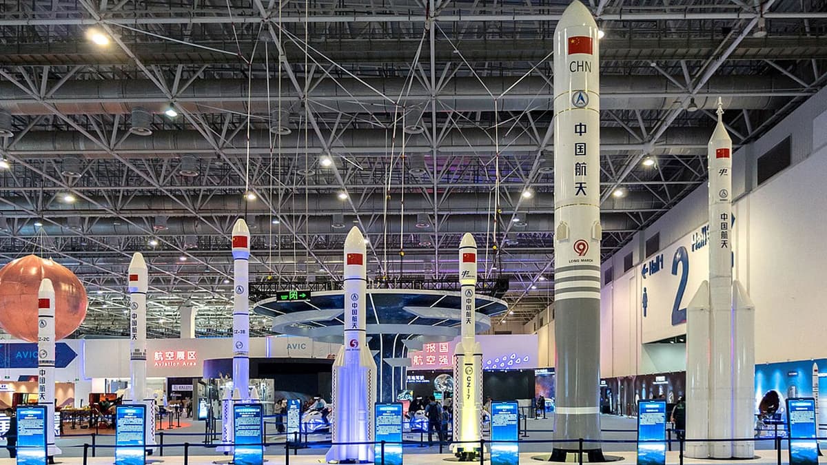 China Sukses Uji Roket Long March-10, Langkah Besar Menuju Misi Bulan 2030