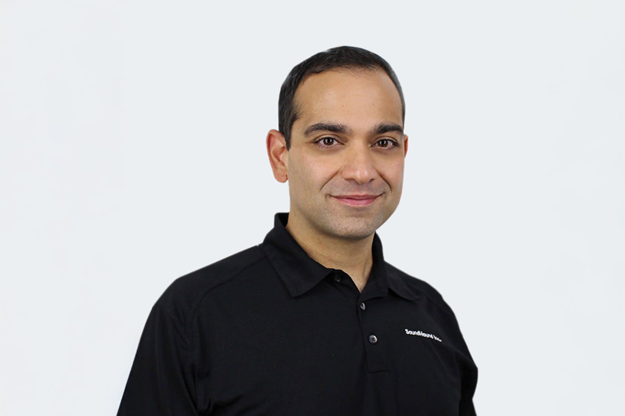 Dari Kamar Asrama ke Perusahaan AI Miliaran Dolar: Kisah Inspirasi Keyvan Mohajer