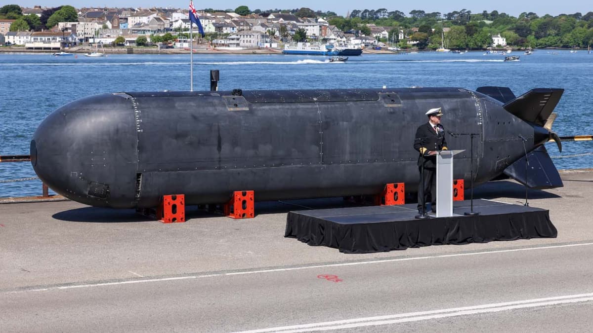 Royal Navy Uji Kapal Selam Tanpa Awak Excalibur Jarak 10.000 Mil