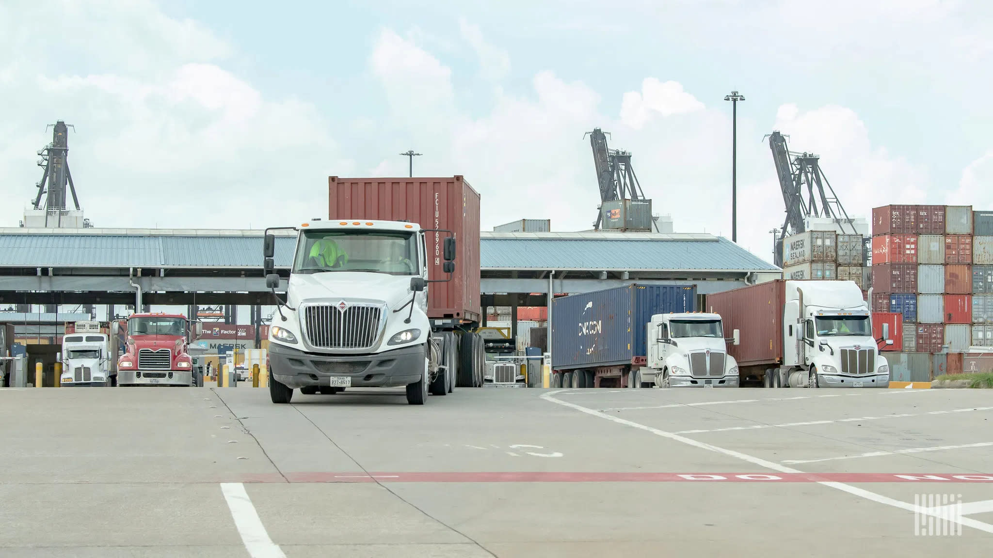 TRAC GeoFleet: Solusi Fleksibel dan Efisien untuk Manajemen Armada Truk dan Kontainer