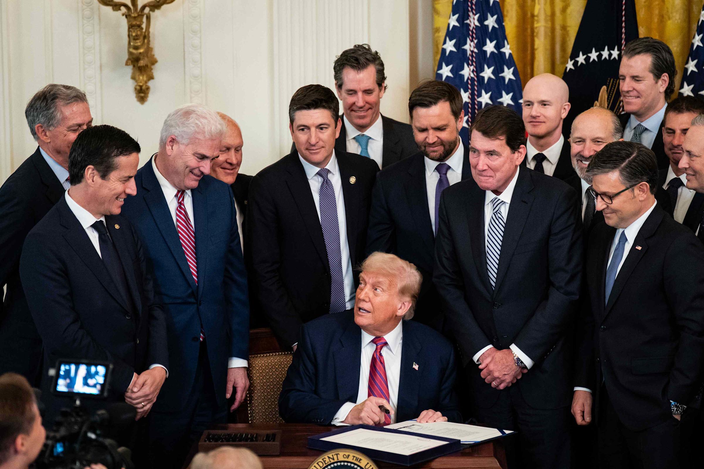 Stablecoin dan Masa Depan Keuangan: Antara Peluang dan Tantangan Disrupsi