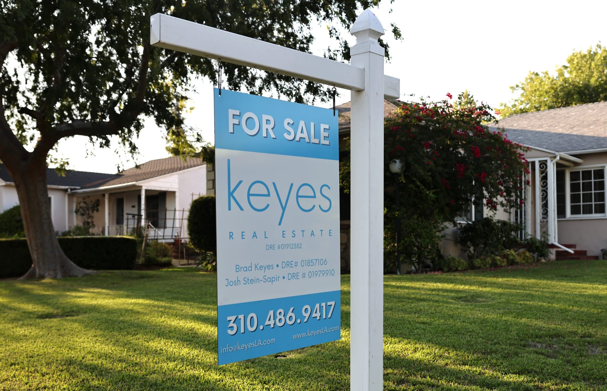 Kekhawatiran Pasar Perumahan Melanda Federal Reserve dan Pengaruhnya Pada Suku Bunga