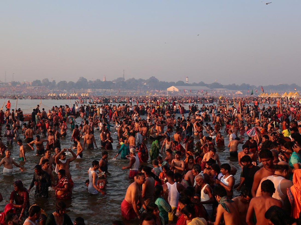 Prediksi Kiamat 2026: Apakah Bumi Mampu Menampung Populasi Manusia?