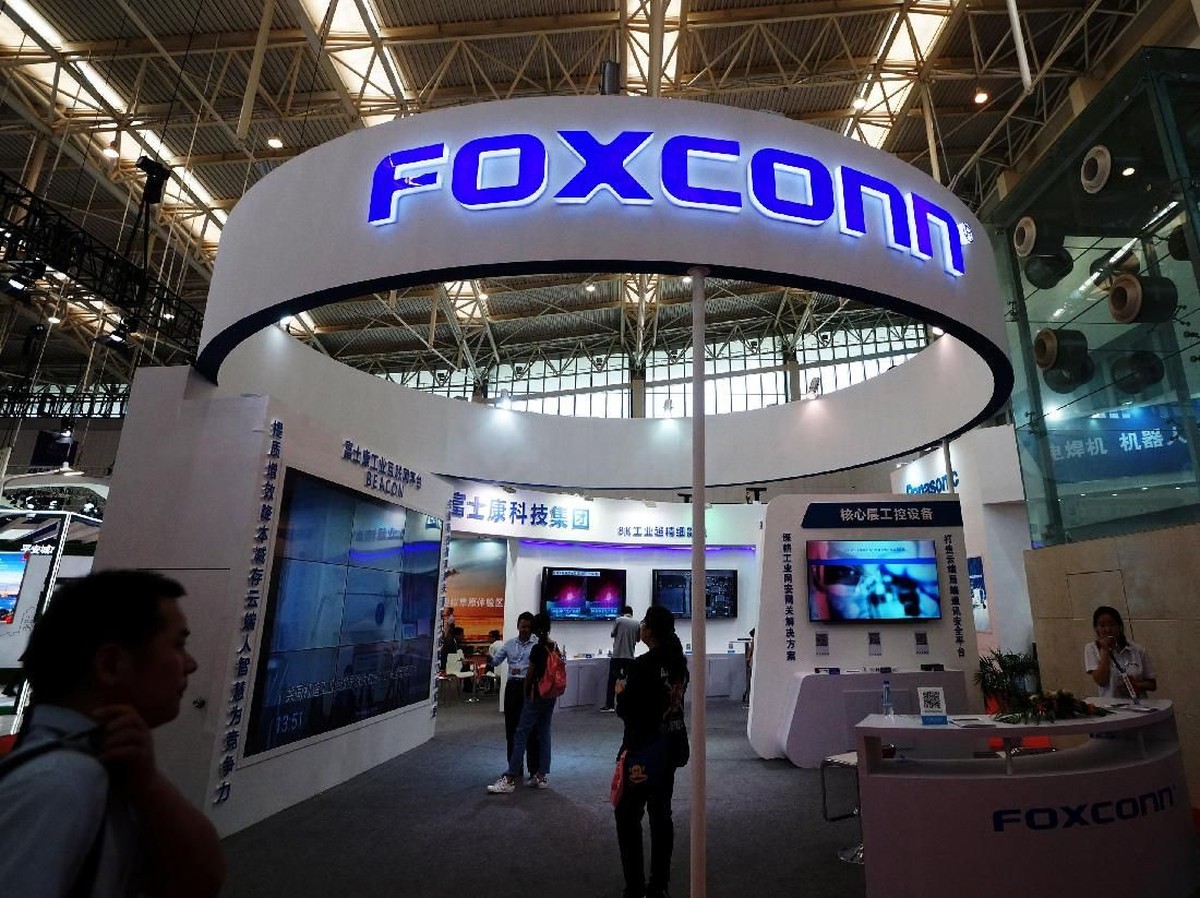 Foxconn Tawarkan Bonus dan Naikkan Upah Jelang Peluncuran iPhone 17