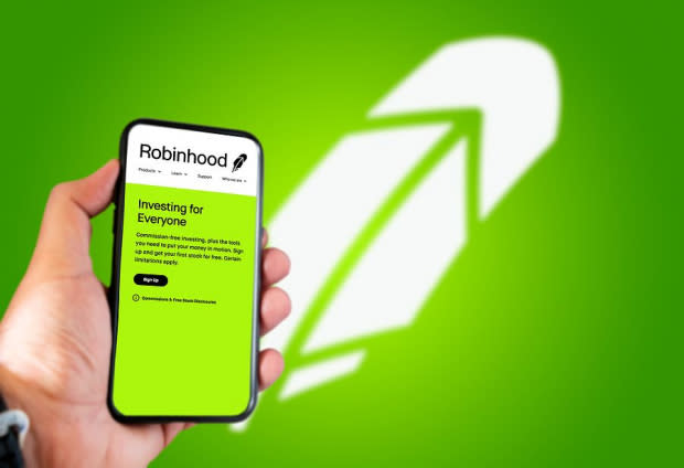 Strategi Akuisisi Coinbase dan Robinhood Perkuat Posisi di Pasar Kripto Global