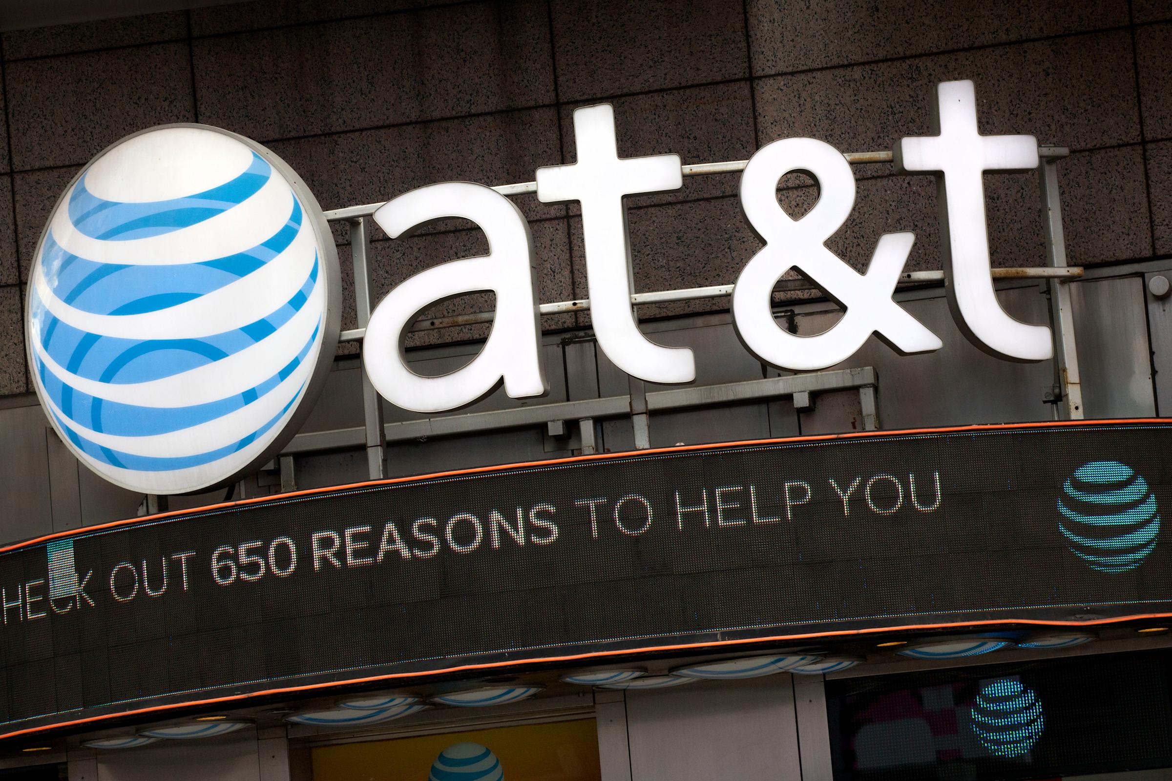 AT&T Akuisisi Spektrum Rp 378.24 triliun ($23 Miliar)  Perkuat Jaringan 5G dan Internet Rumah