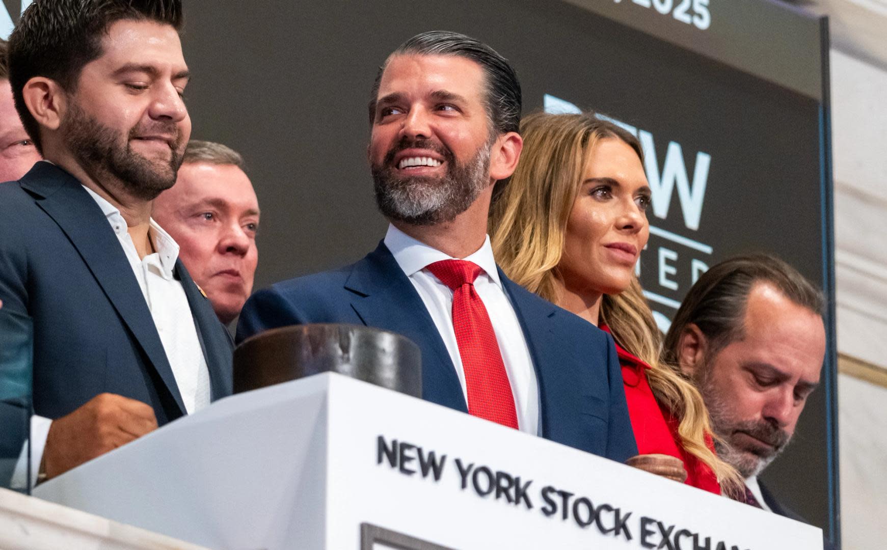 Donald Trump Jr. Investasi Besar di Polymarket, Pasar Prediksi Blockchain Terbesar