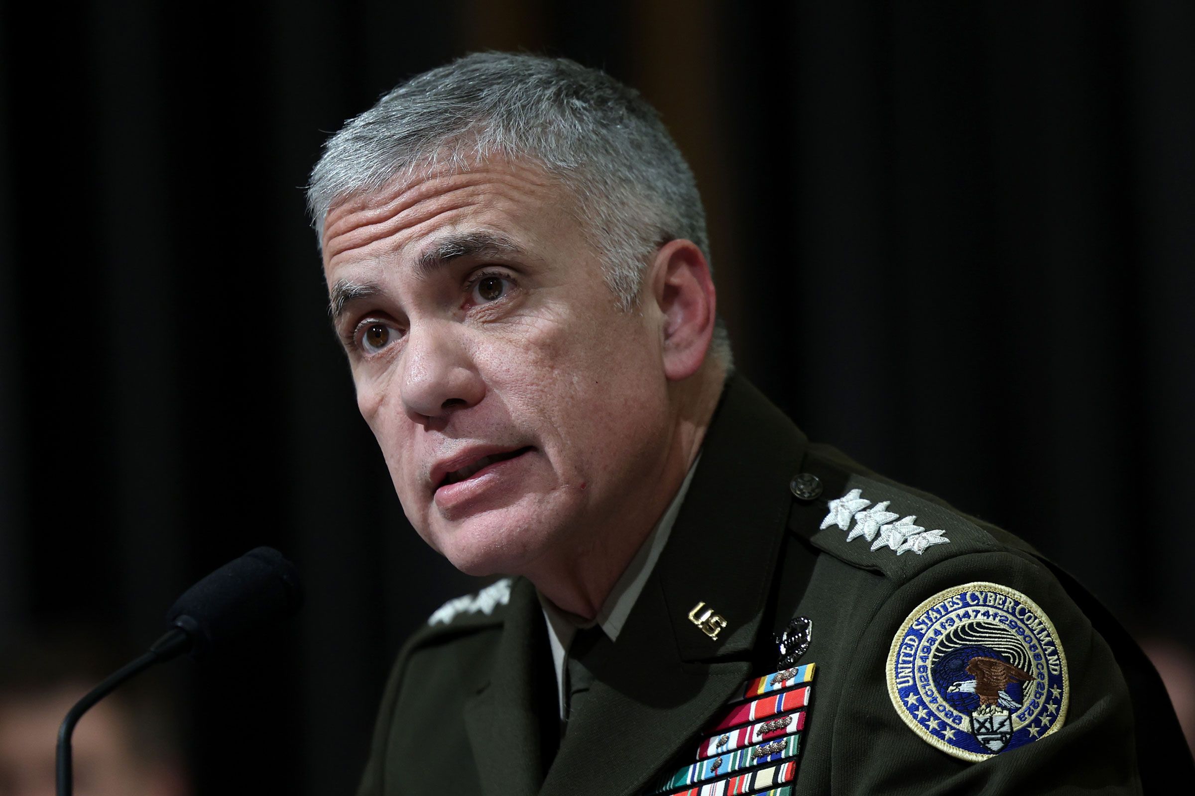 Dampak Politik dan Konflik Global Terhadap Keamanan Siber dan AI di AS