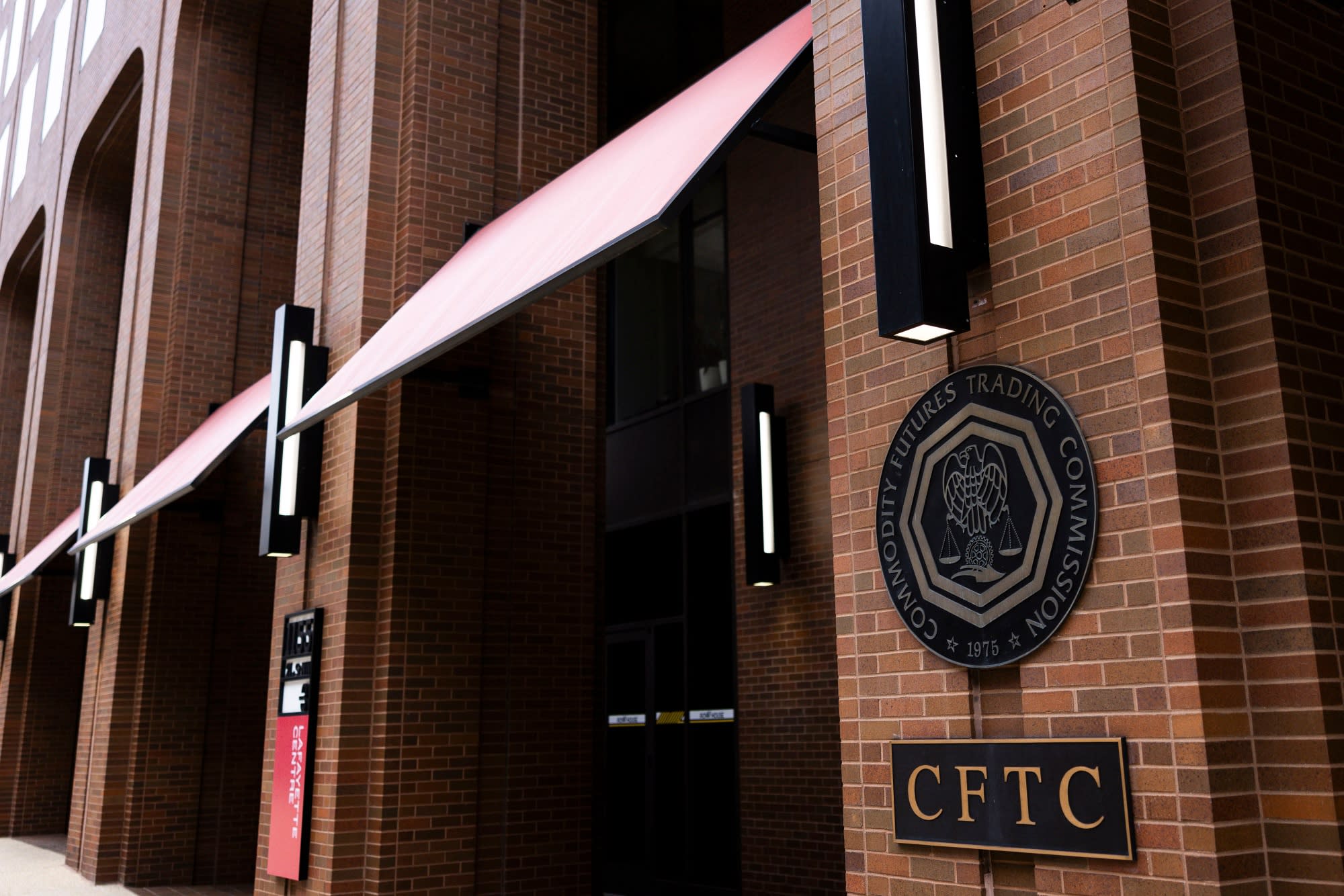 CFTC Buka Pintu bagi Bursa Crypto Asing Masuki Pasar Derivatif AS